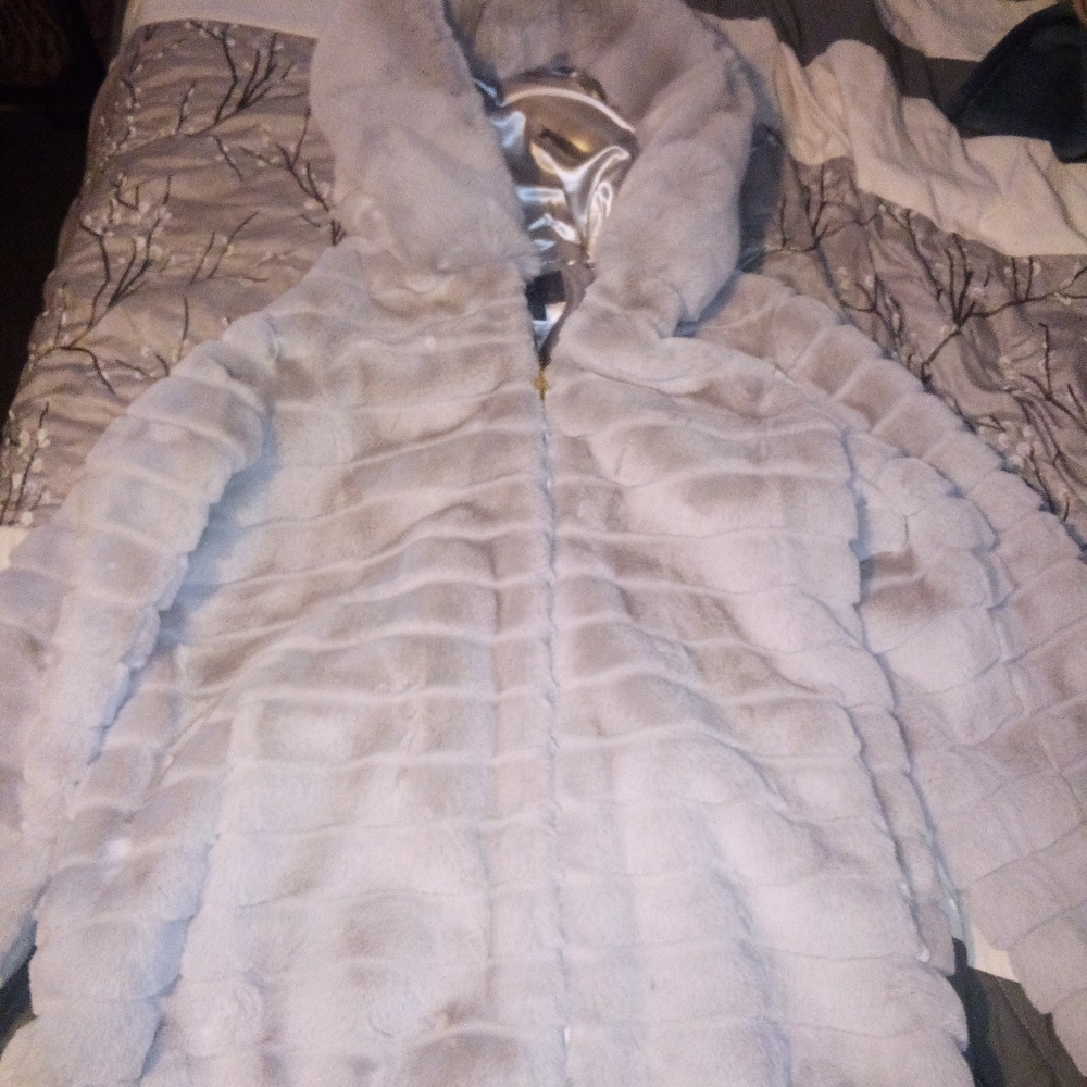 Gallery faux fur coat